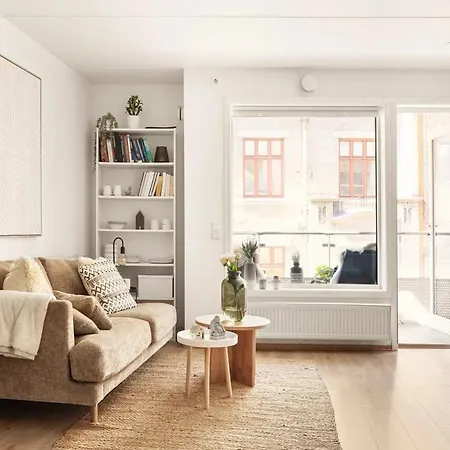 Modern Near Station Appartement
