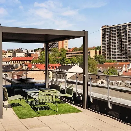 Modern Near Station شقة *